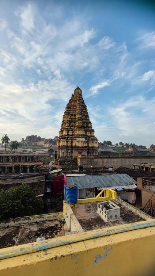 Temple View Guest House Hampi Exterior photo